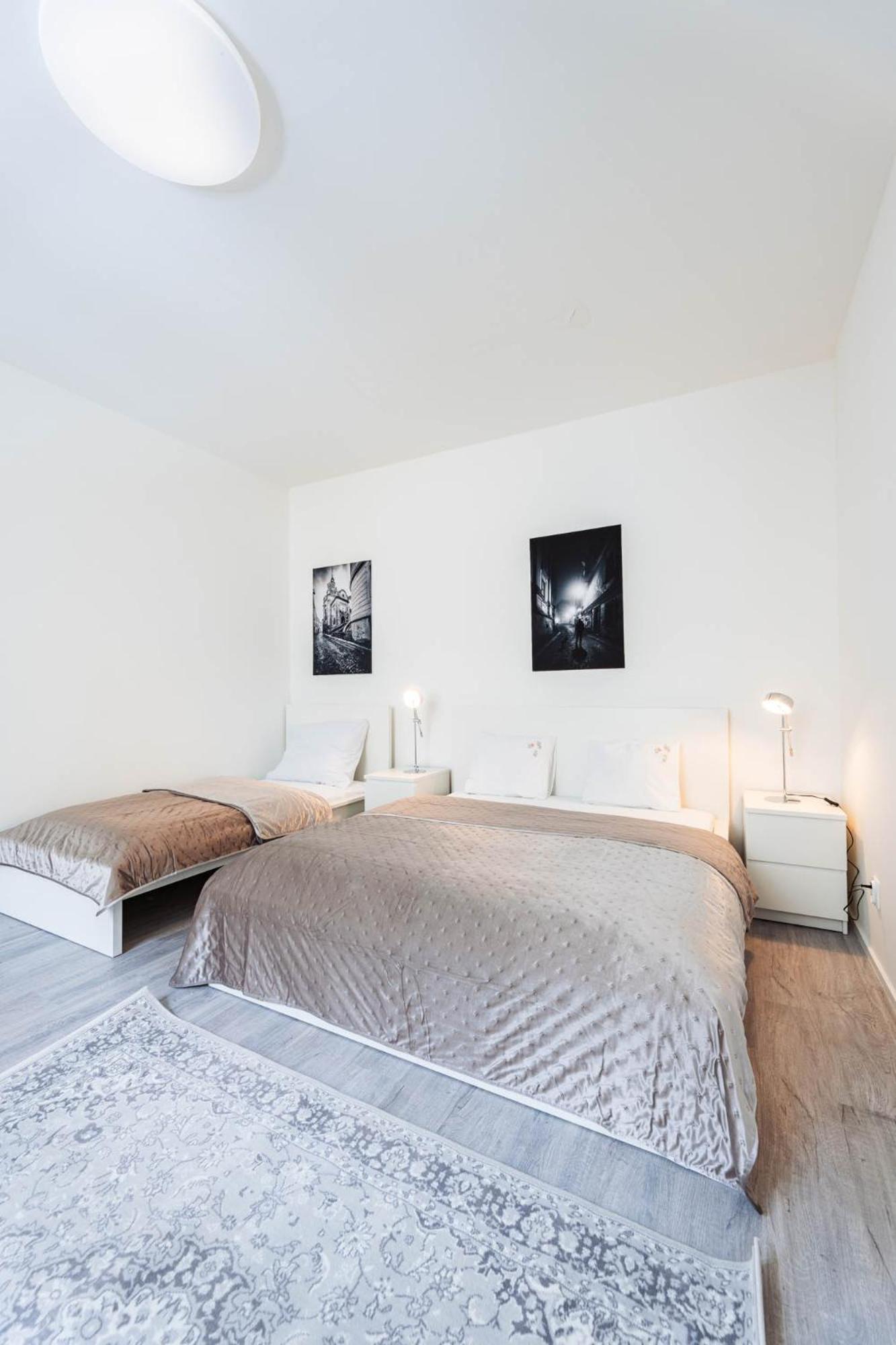 אולומוץ Silvie Apartments - Wurmova מראה חיצוני תמונה
