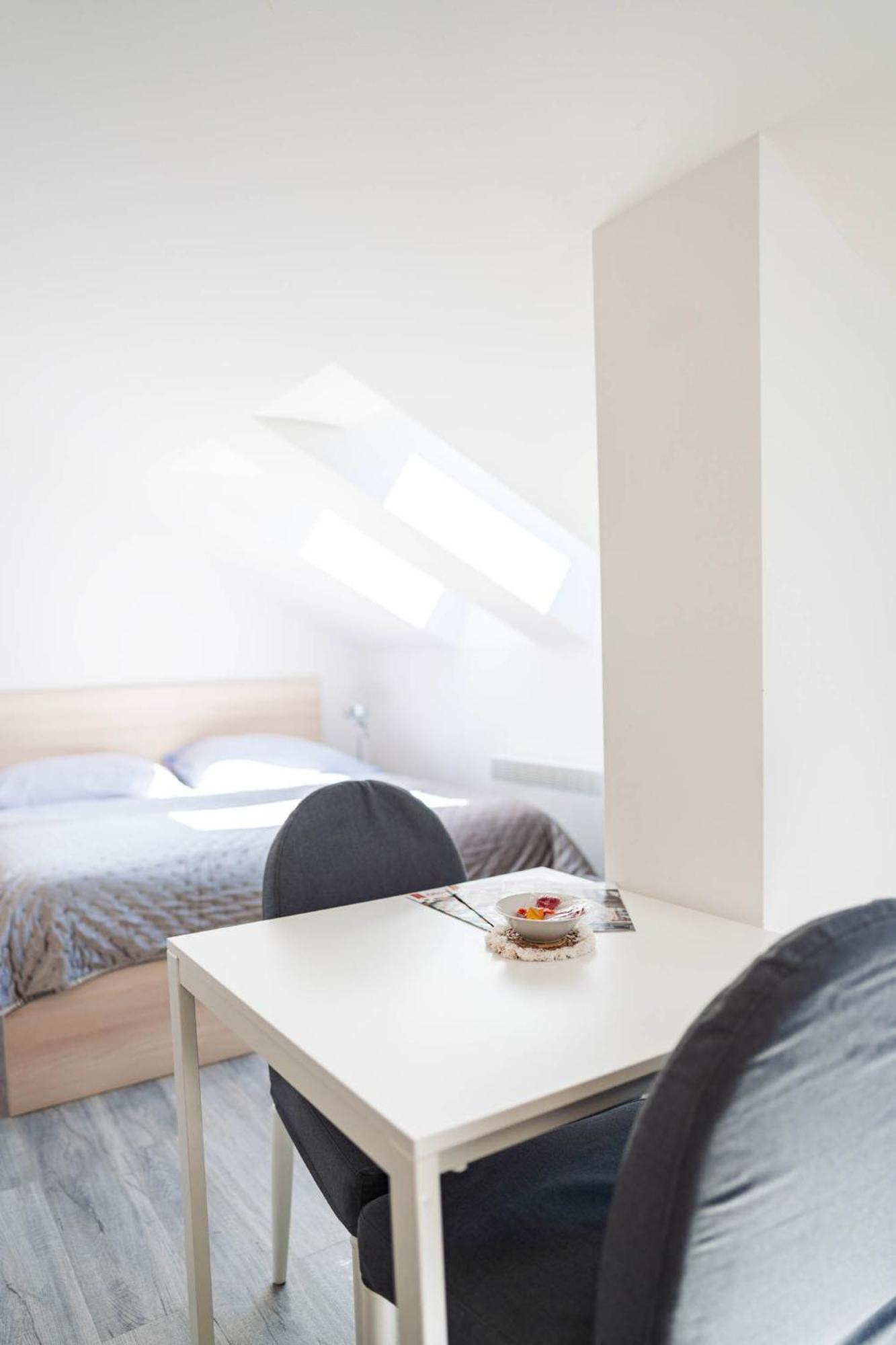 אולומוץ Silvie Apartments - Wurmova חדר תמונה