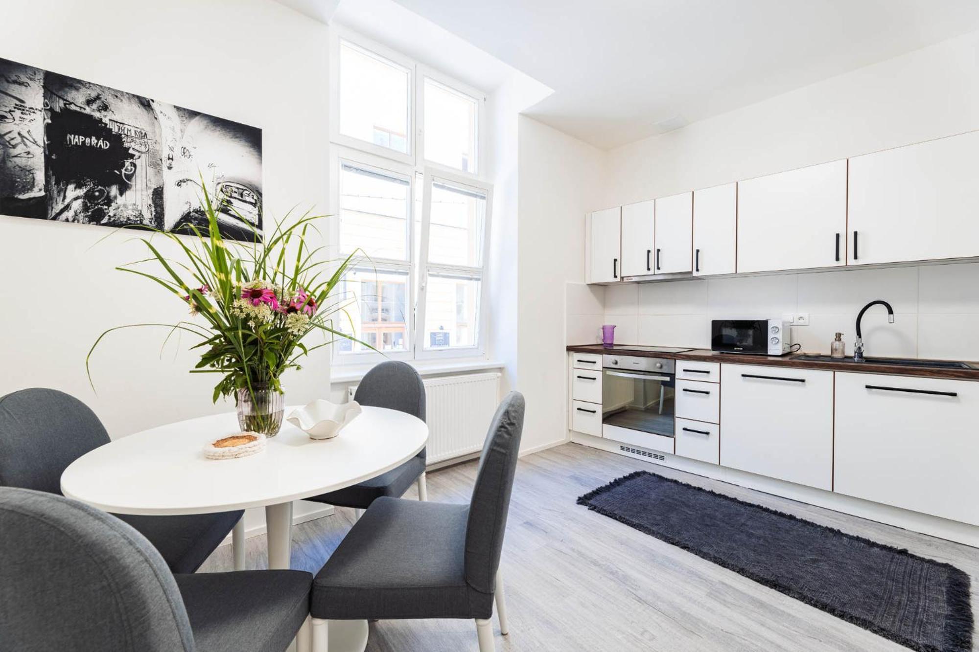 אולומוץ Silvie Apartments - Wurmova מראה חיצוני תמונה